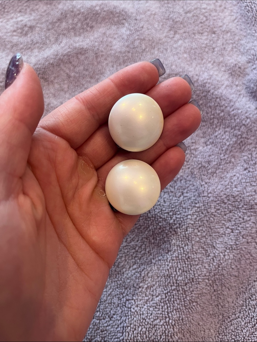 Pearl-like Round Button Earrings - Cream & White